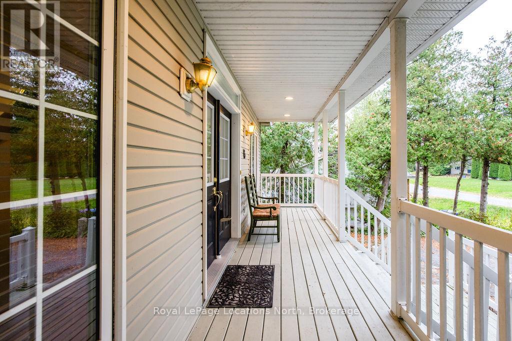 46 William Avenue, Wasaga Beach, Ontario  L9Z 2X3 - Photo 6 - S12505892