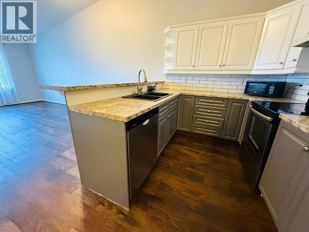 312, 620 Columbia Boulevard W, Lethbridge, Alberta  T1K 7A8 - Photo 4 - A2249115