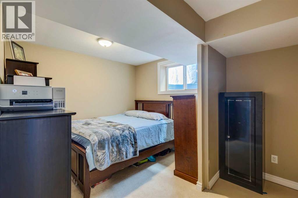 85 Crystal Shores Crescent, Okotoks, Alberta  T1S 2B5 - Photo 24 - A2266485