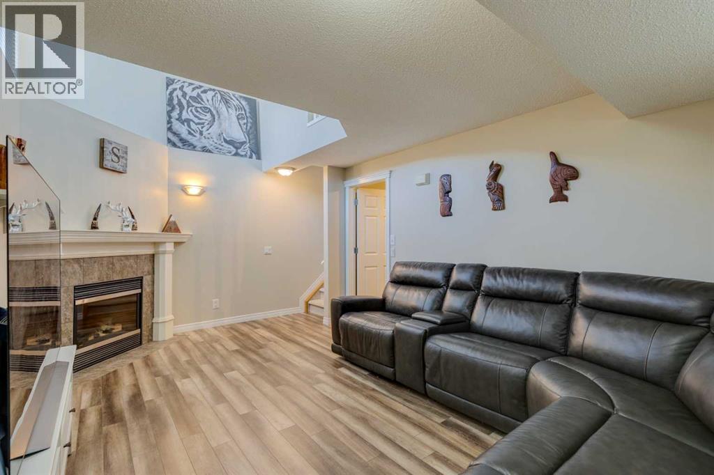 85 Crystal Shores Crescent, Okotoks, Alberta  T1S 2B5 - Photo 21 - A2266485