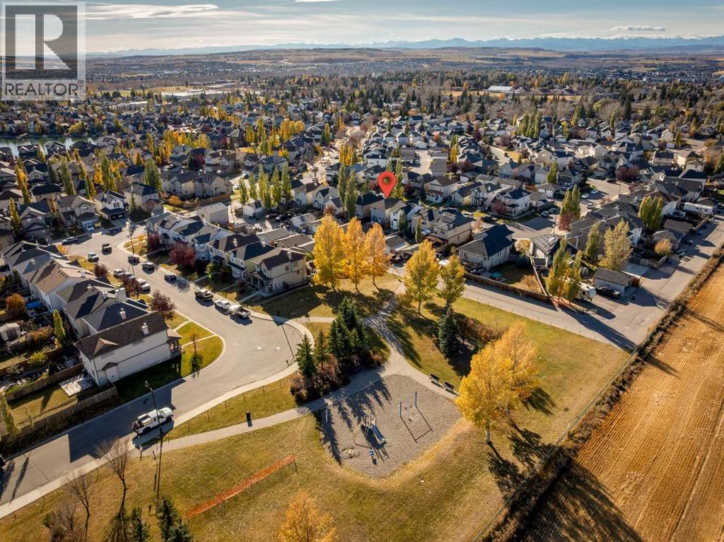 85 Crystal Shores Crescent, Okotoks, Alberta  T1S 2B5 - Photo 43 - A2266485