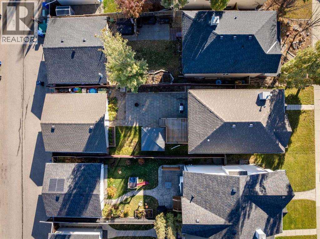 85 Crystal Shores Crescent, Okotoks, Alberta  T1S 2B5 - Photo 33 - A2266485