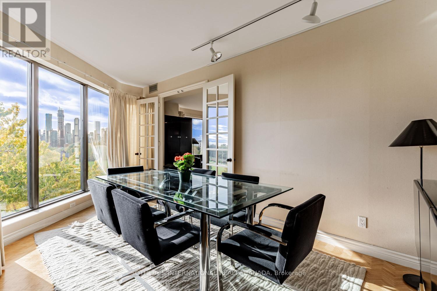 604 - 70 Rosehill Avenue, Toronto, Ontario  M4T 2W7 - Photo 10 - C12505884