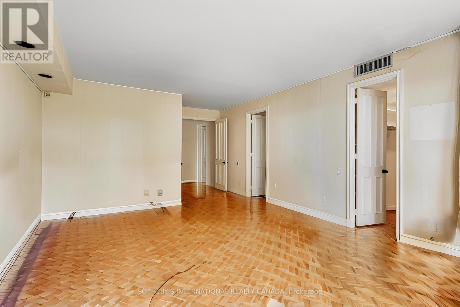 604 - 70 Rosehill Avenue, Toronto, Ontario  M4T 2W7 - Photo 17 - C12505884