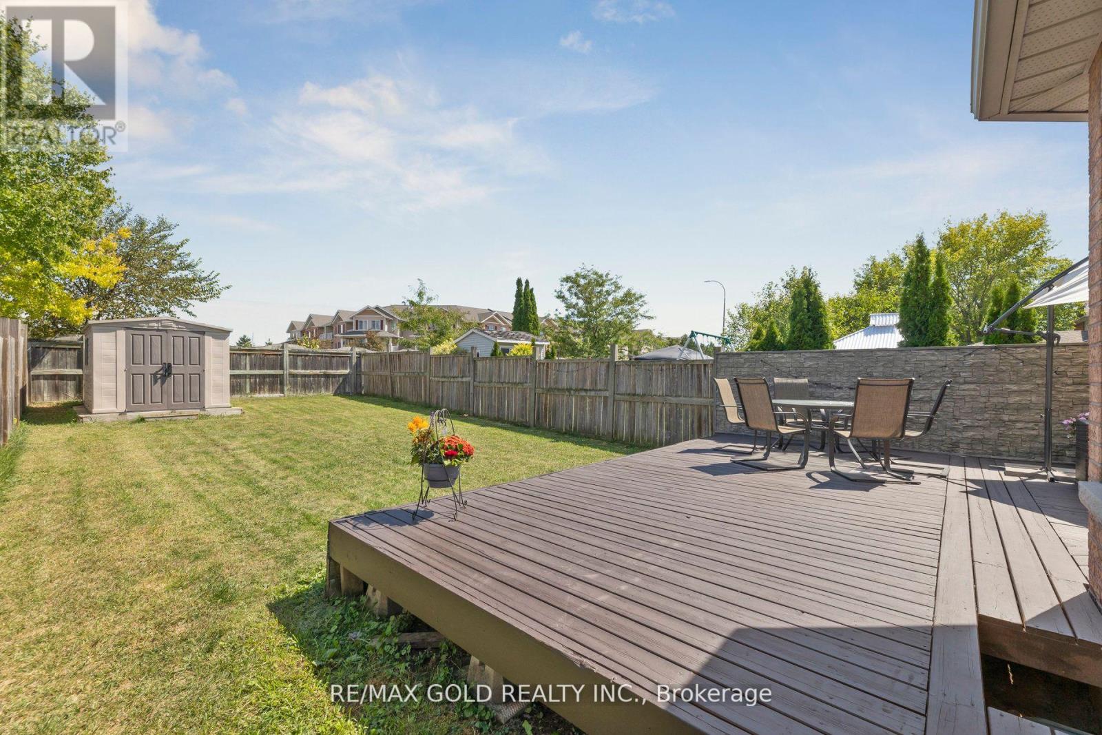 15 Blanchard Court, Whitby, Ontario  L1M 1H5 - Photo 33 - E12505902