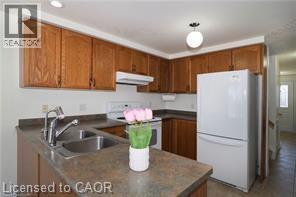 545 Chesapeake Crescent, Waterloo, Ontario  N2K 4G2 - Photo 16 - 40785433