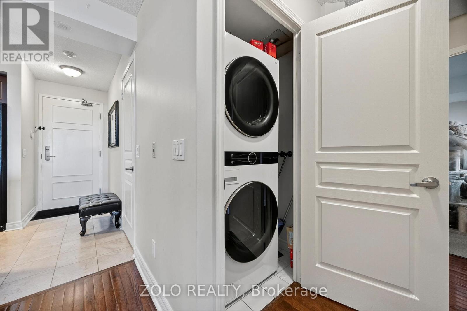 1212 - 350 Red Maple Road, Richmond Hill, Ontario  L4C 0T5 - Photo 13 - N12505880