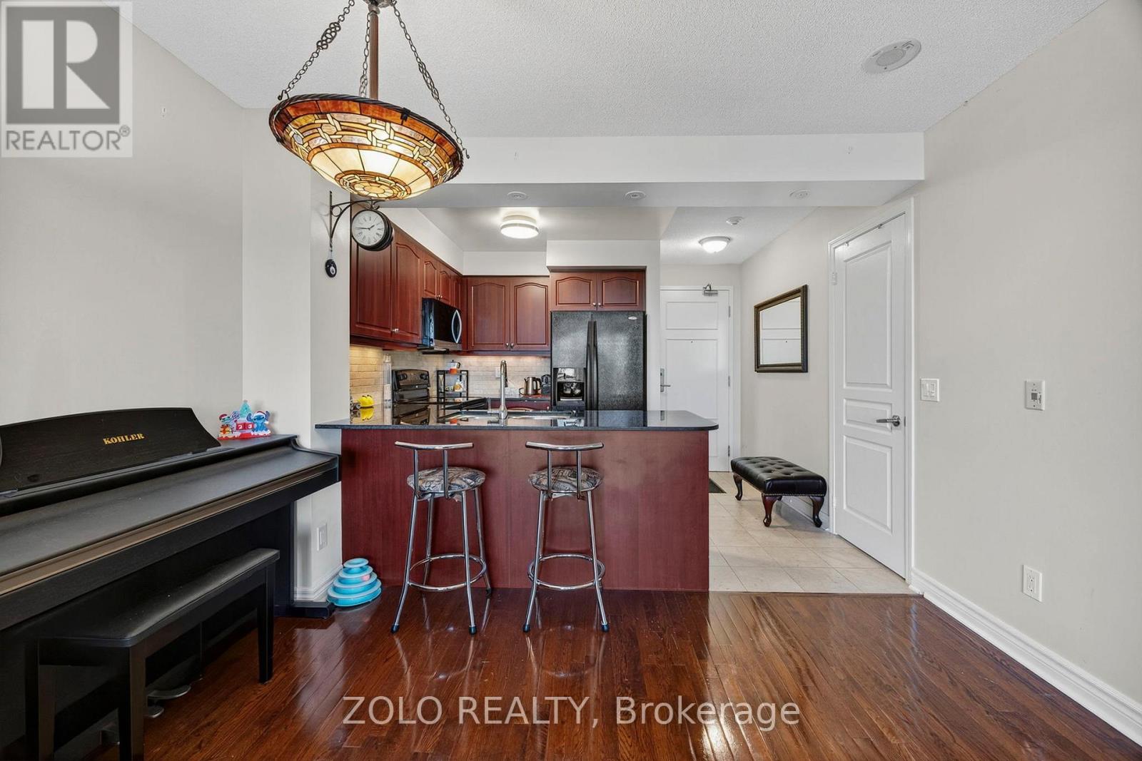 1212 - 350 Red Maple Road, Richmond Hill, Ontario  L4C 0T5 - Photo 8 - N12505880