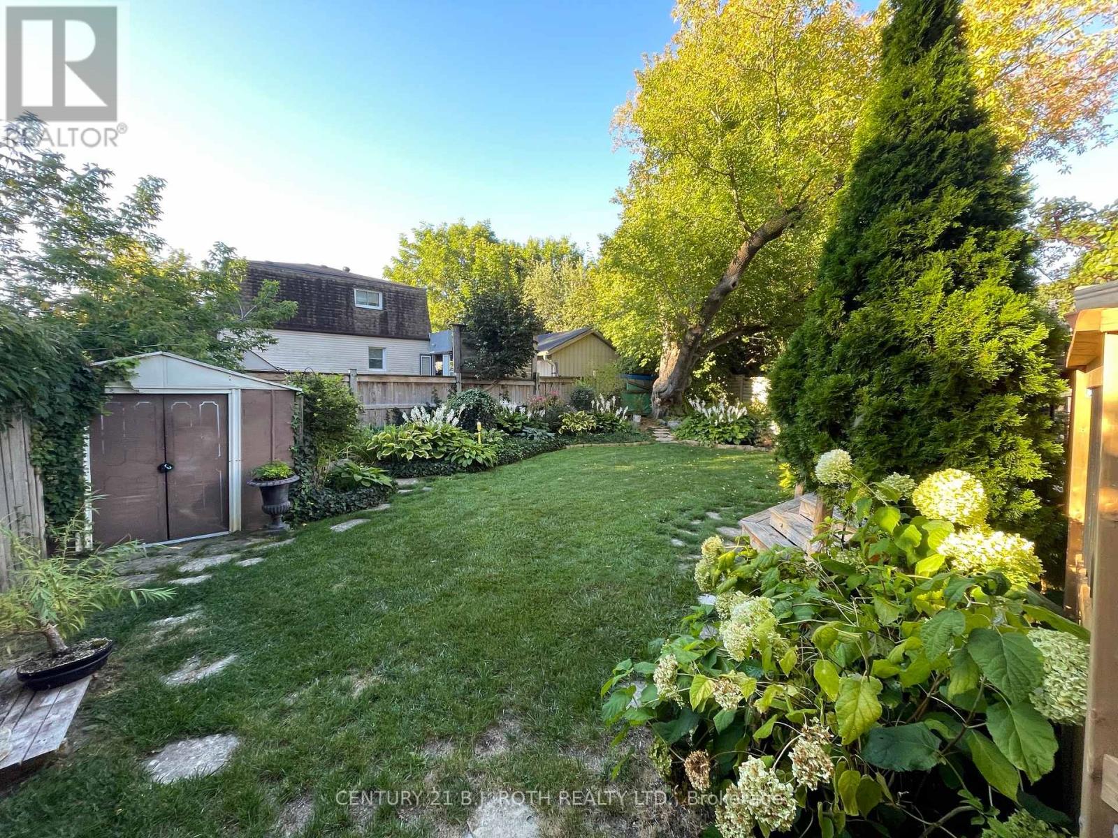 93 Catherine Street, Aurora, Ontario  L4G 1K6 - Photo 32 - N12505886