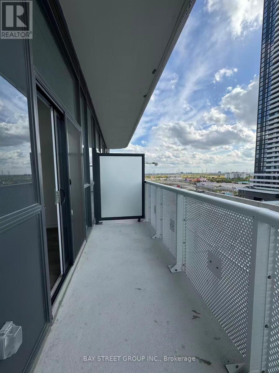 601 - 8 Interchange Way, Vaughan, Ontario  L4K 0R2 - Photo 6 - N12505890