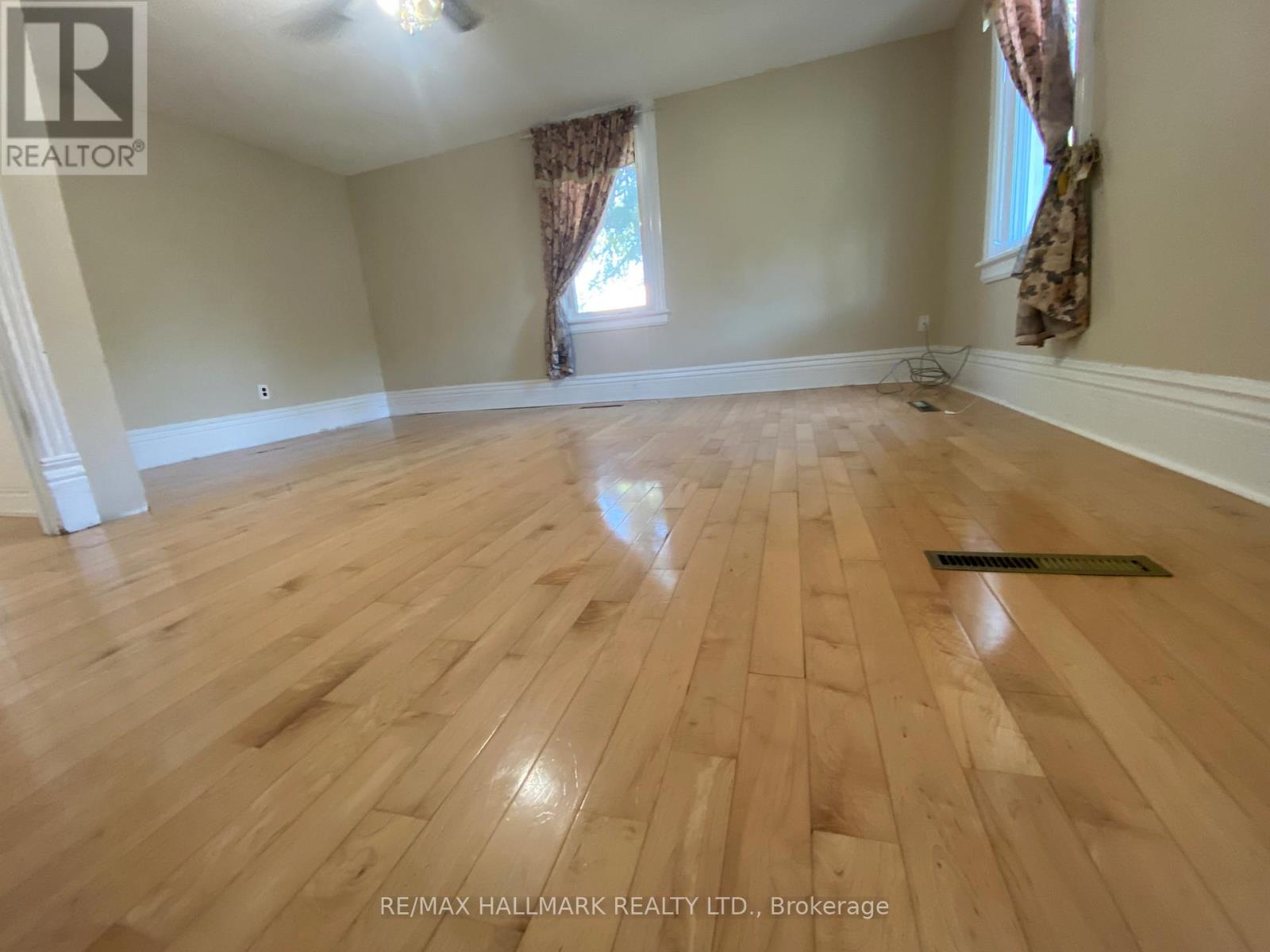 5440 Yonge Street, Innisfil, Ontario  L0L 1R0 - Photo 11 - N12505896