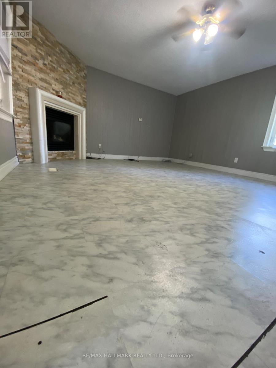 5440 Yonge Street, Innisfil, Ontario  L0L 1R0 - Photo 3 - N12505896