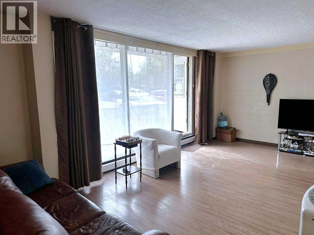 102, 4700 55 Street, Red Deer, Alberta  T4N 2H8 - Photo 11 - A2252652