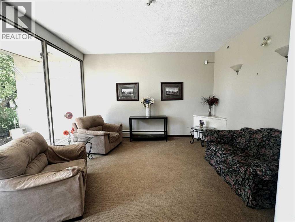 102, 4700 55 Street, Red Deer, Alberta  T4N 2H8 - Photo 9 - A2252652