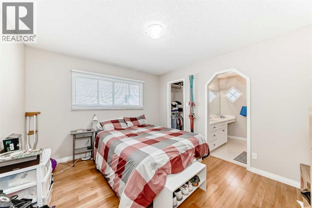 8015 4a Street Sw, Calgary, Alberta  T2V 1A4 - Photo 12 - A2267667