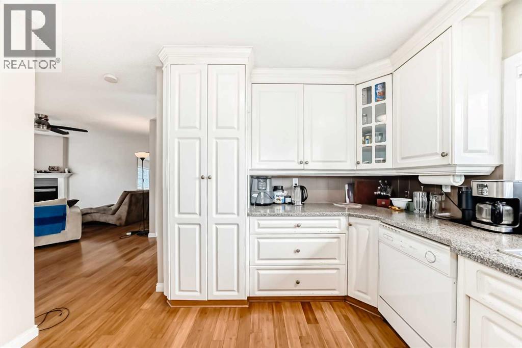 8015 4a Street Sw, Calgary, Alberta  T2V 1A4 - Photo 6 - A2267667