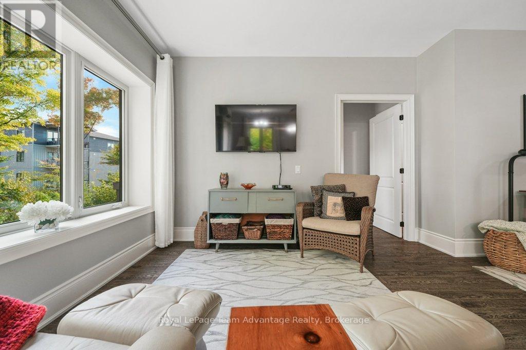 103 - 11b Salt Dock Road, Parry Sound, Ontario  P2A 3B6 - Photo 11 - X12423598