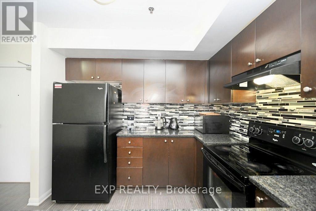 301 - 70 Baycliffe Crescent, Brampton, Ontario  L7A 3Z4 - Photo 4 - W12432908