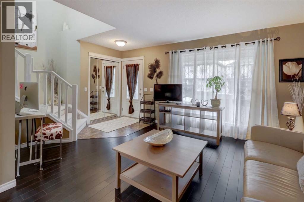 39 Tuscany Springs Place Nw, Calgary, Alberta  T3L 2V1 - Photo 3 - A2266086