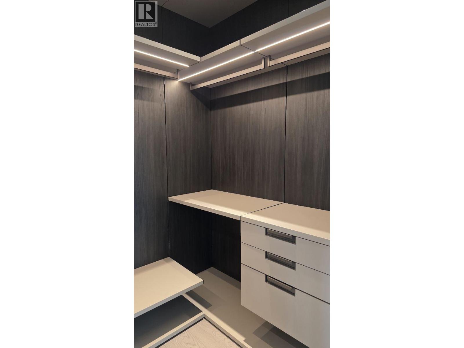 3201 1500 Fern Street, North Vancouver, British Columbia  V7J 0E6 - Photo 18 - R3064405