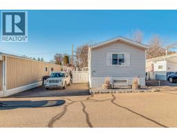 3, 448 Division Avenue N Riverside