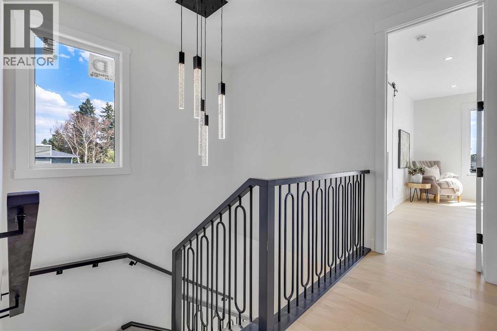 42 Collingwood Place Nw, Calgary, Alberta  T2L 0P9 - Photo 19 - A2251770