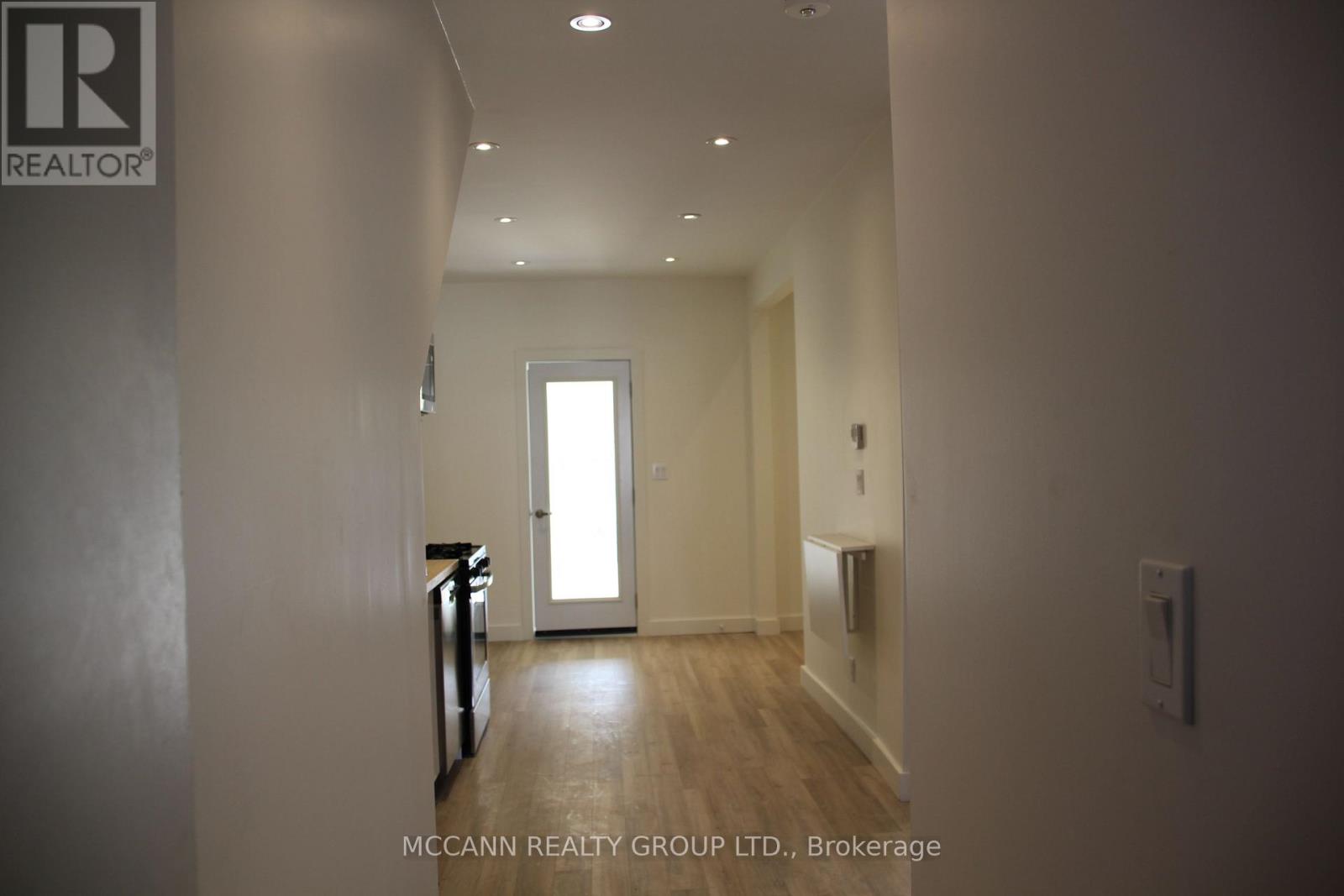 151 Wallace Avenue, Toronto, Ontario  M6H 1V1 - Photo 6 - W12505844