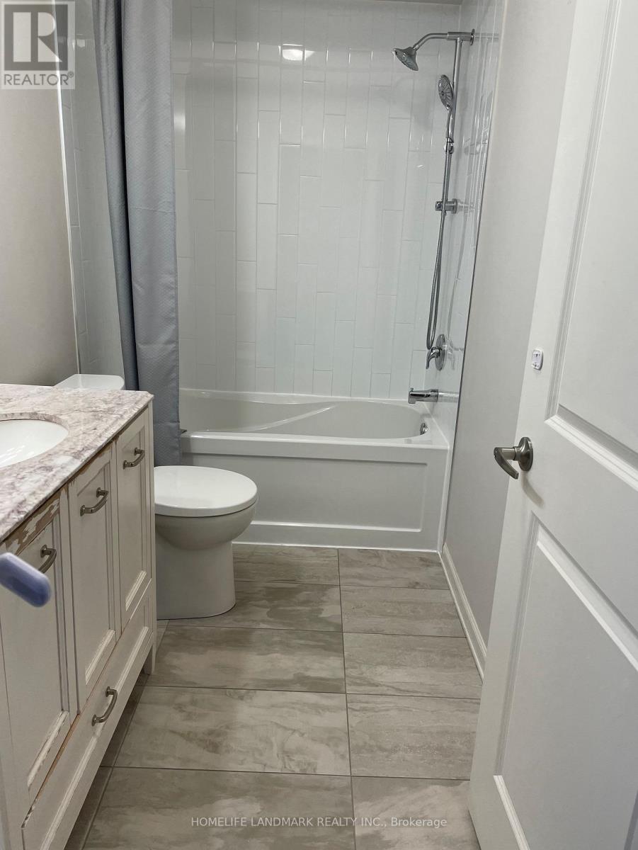 # Upper - 186 Kingston Road, Toronto, Ontario  M4L 1S7 - Photo 11 - E12505936