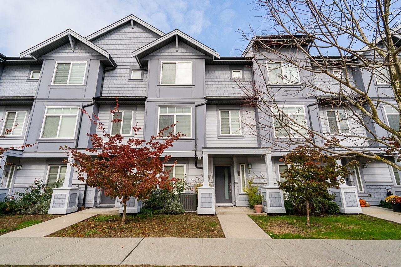 45 19239 70 AVENUE, Surrey, British Columbia