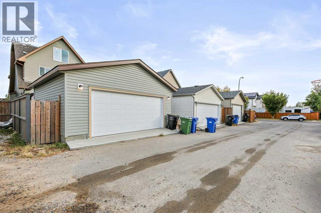 160 Copperpond Rise Se, Calgary, Alberta  T2Z 0L2 - Photo 8 - A2260932