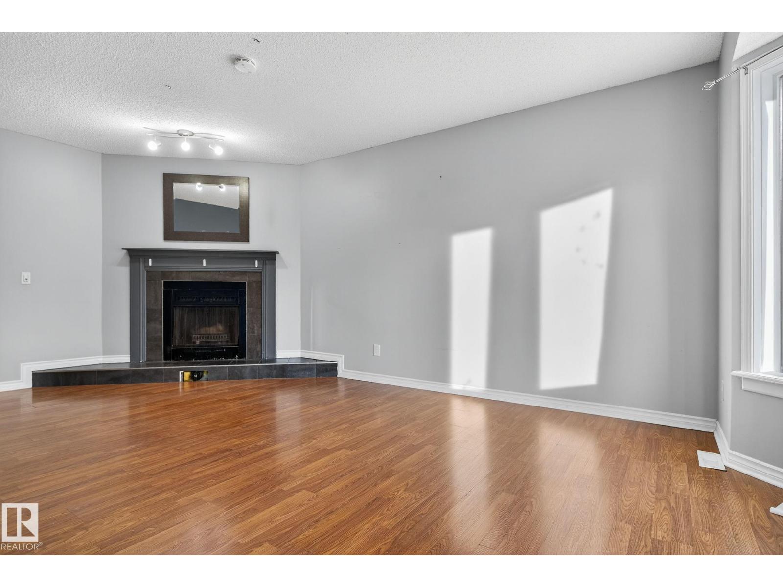 17204 96 St Nw, Edmonton, Alberta  T5Z 1Z6 - Photo 3 - E4464621