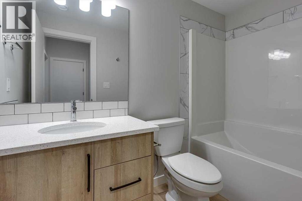 27 Station Drive, Sylvan Lake, Alberta  T4S 0S6 - Photo 20 - A2241043