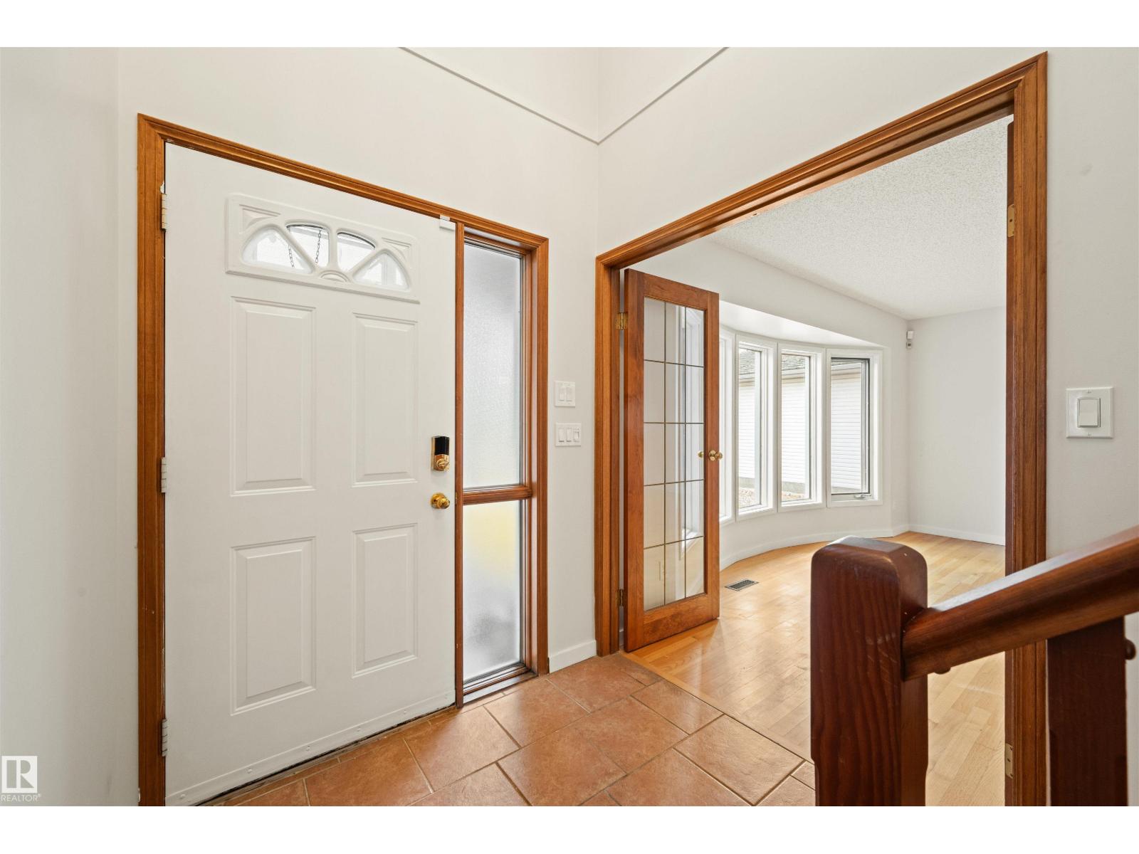 706 Burley Dr Nw, Edmonton, Alberta  T6R 1Y2 - Photo 3 - E4464612