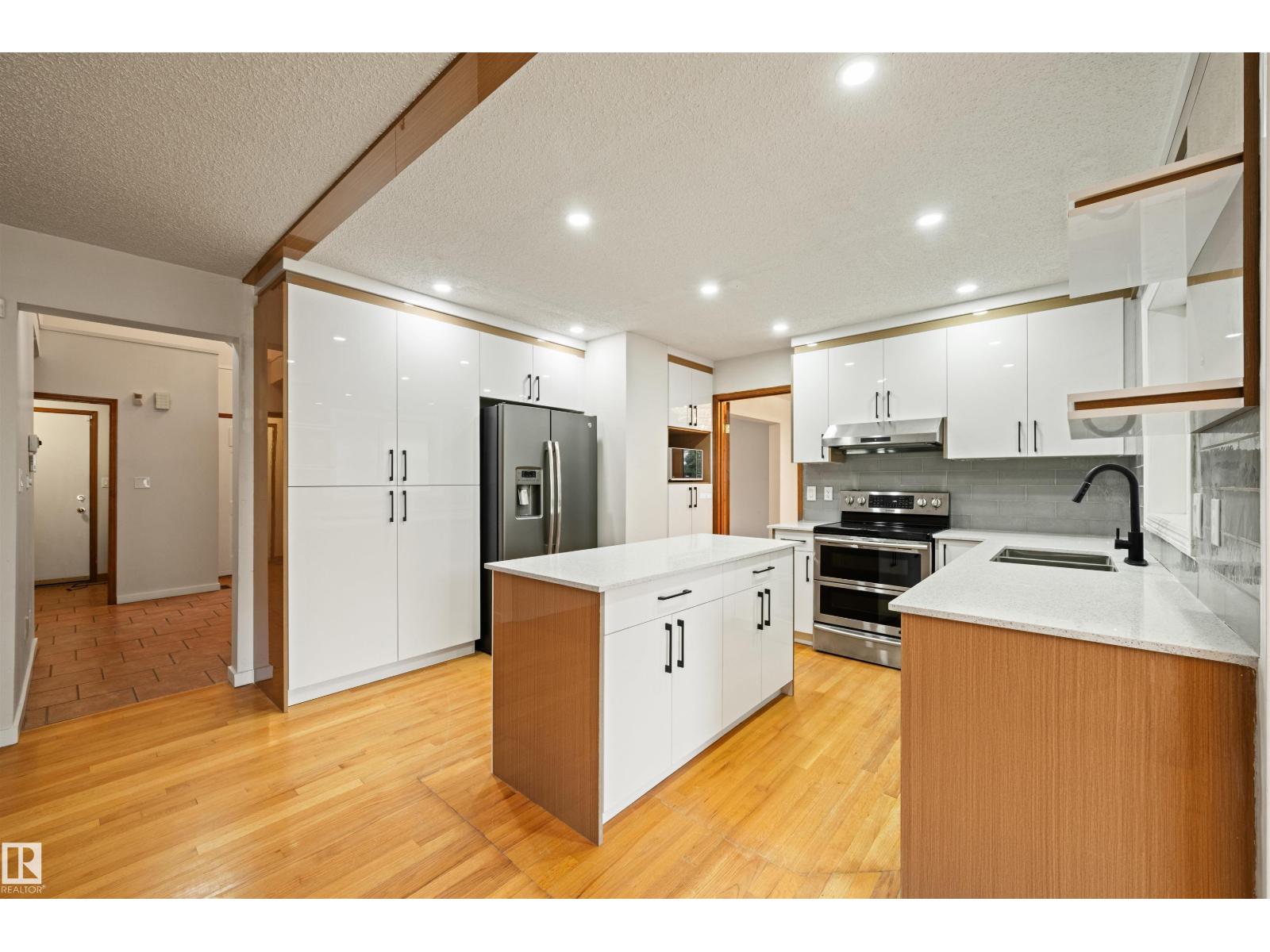 706 Burley Dr Nw, Edmonton, Alberta  T6R 1Y2 - Photo 15 - E4464612