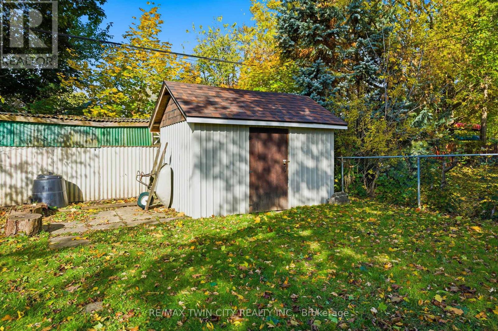 35 Edwin Street, Brantford, Ontario  N3T 4B8 - Photo 20 - X12505918