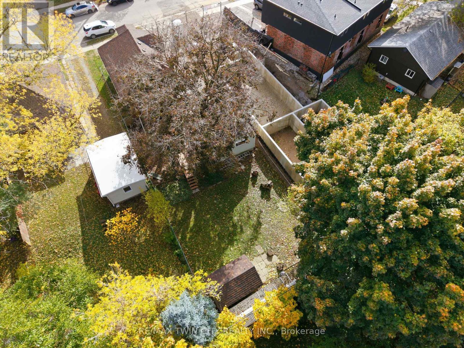 35 Edwin Street, Brantford, Ontario  N3T 4B8 - Photo 25 - X12505918