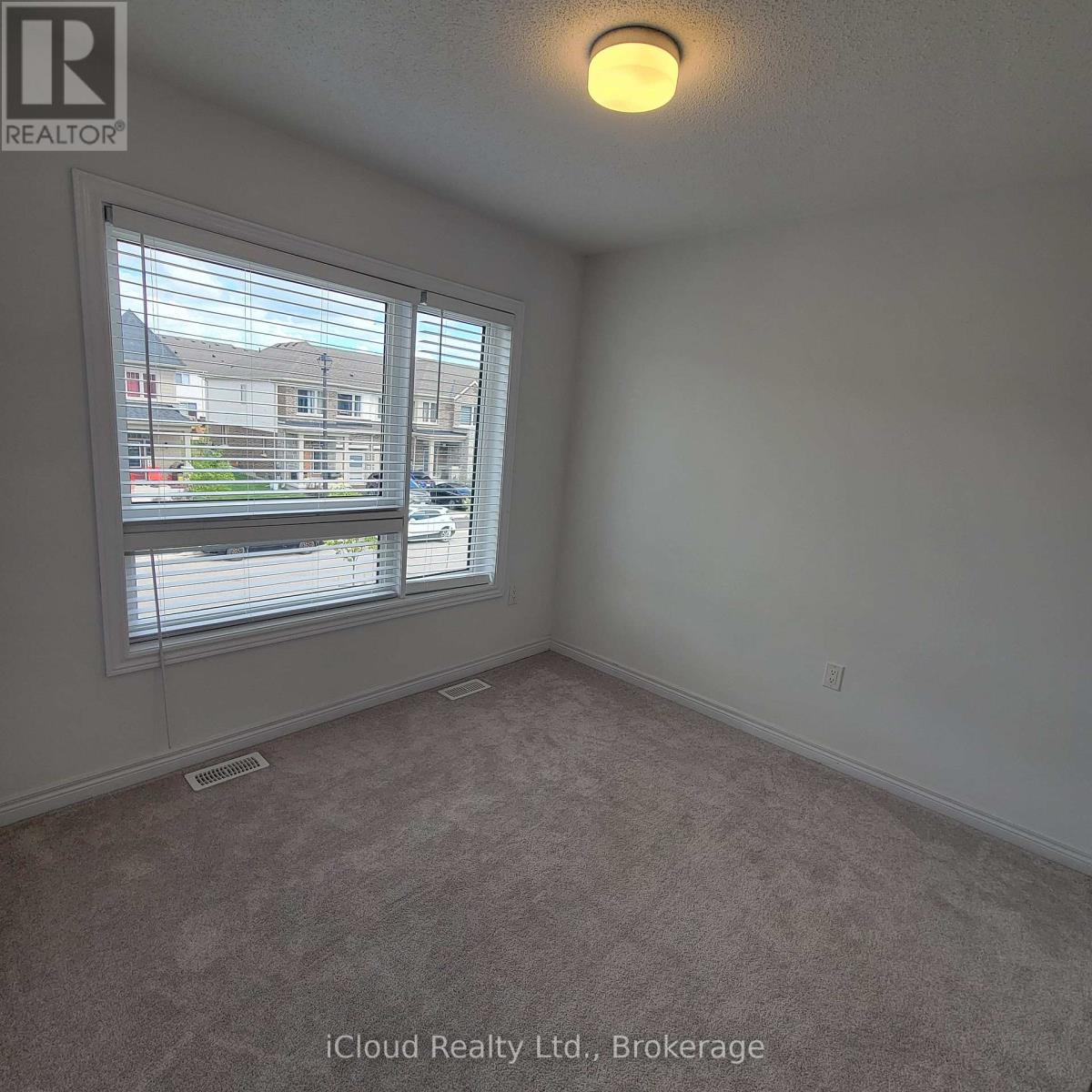 19 Edminston Drive, Centre Wellington, Ontario  N1M 0J3 - Photo 20 - X12505934