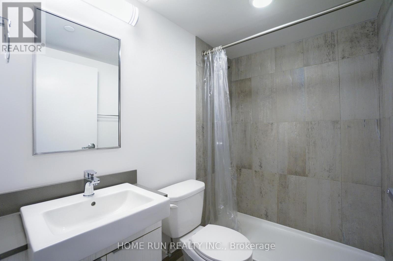 1116 - 105 Champagne Street S, Ottawa, Ontario  K1S 4P3 - Photo 13 - X12505958