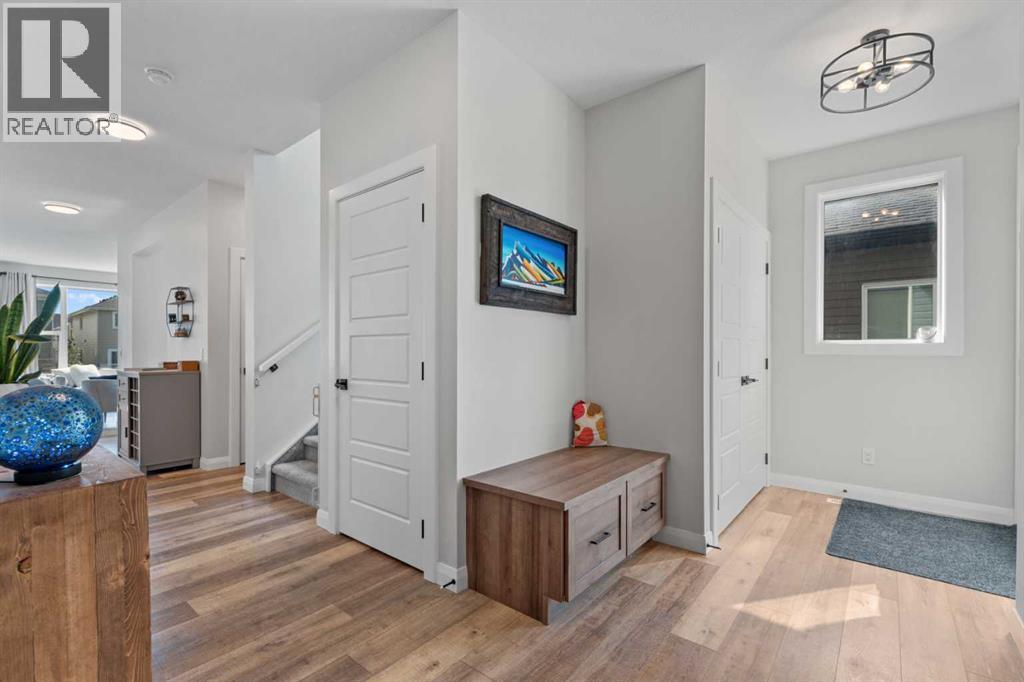 57 Ranchers Way, Okotoks, Alberta  T1S 4C8 - Photo 4 - A2256165