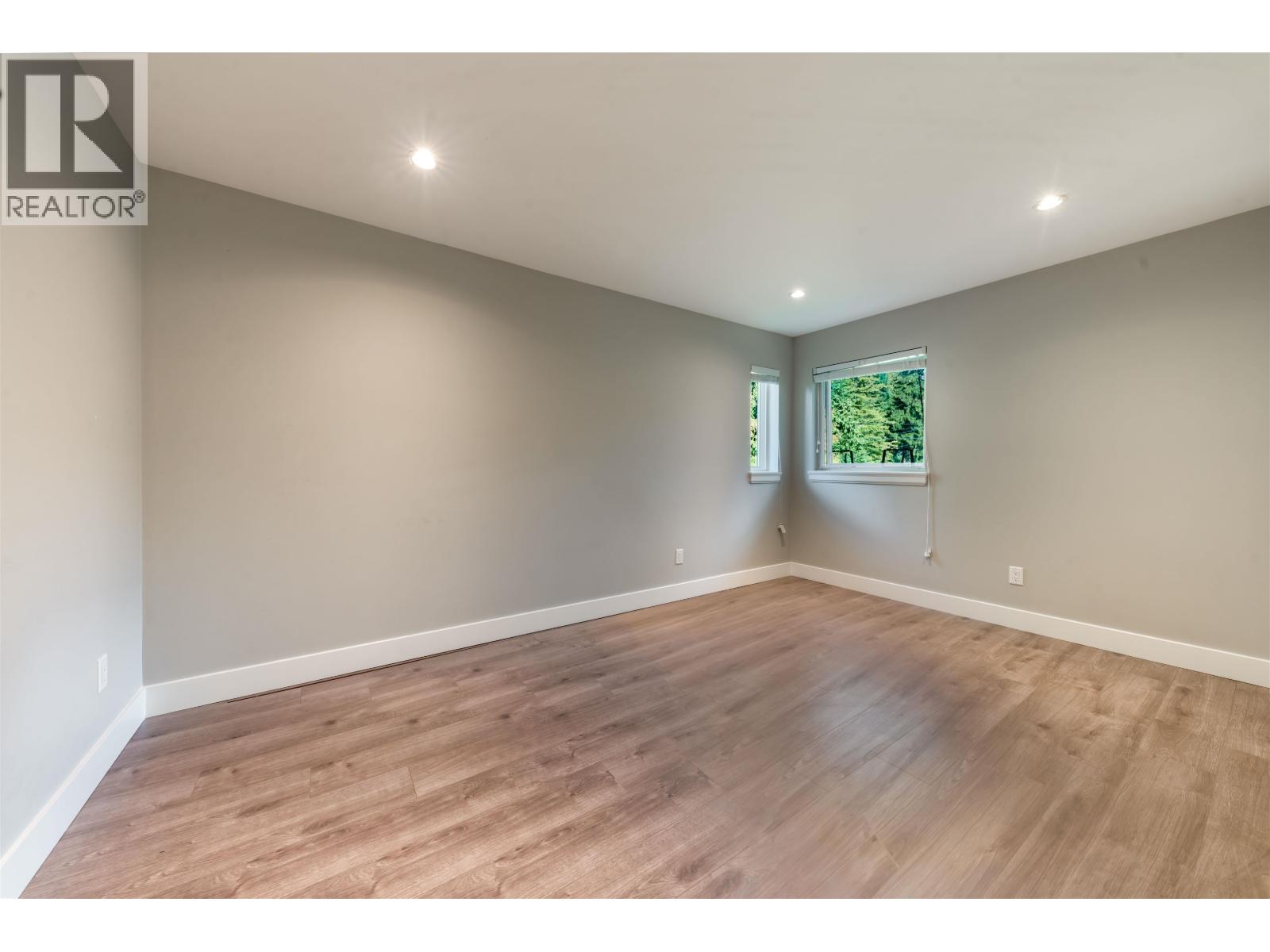 559 Bosworth Street, Coquitlam, British Columbia  V3J 3V1 - Photo 18 - R3064348