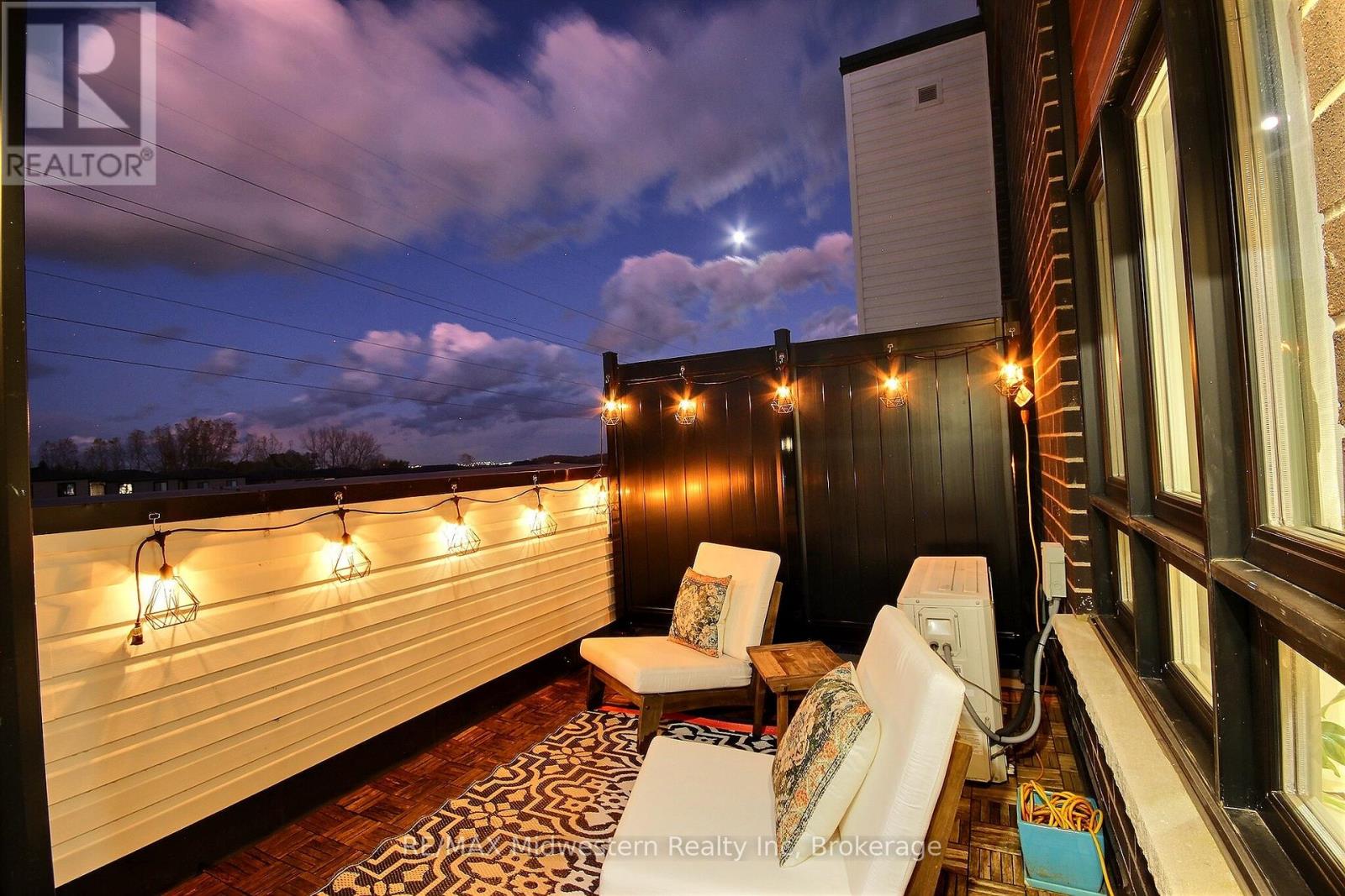 35 - 287 Chapel Hill Drive, Kitchener, Ontario  N2R 0S4 - Photo 20 - X12505956