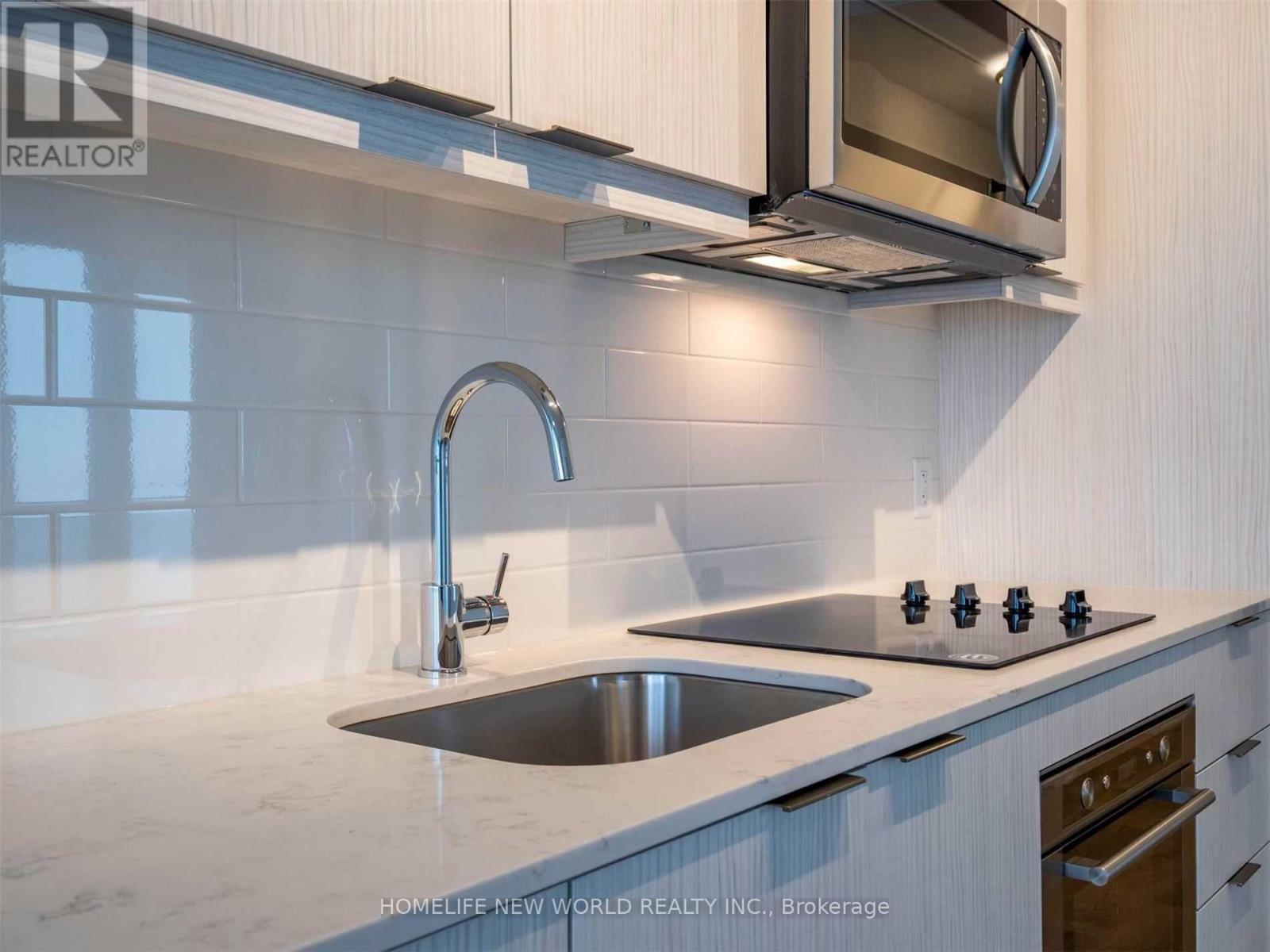 1302 - 38 Forest Manor Road, Toronto, Ontario  M2J 0H4 - Photo 8 - C12505938