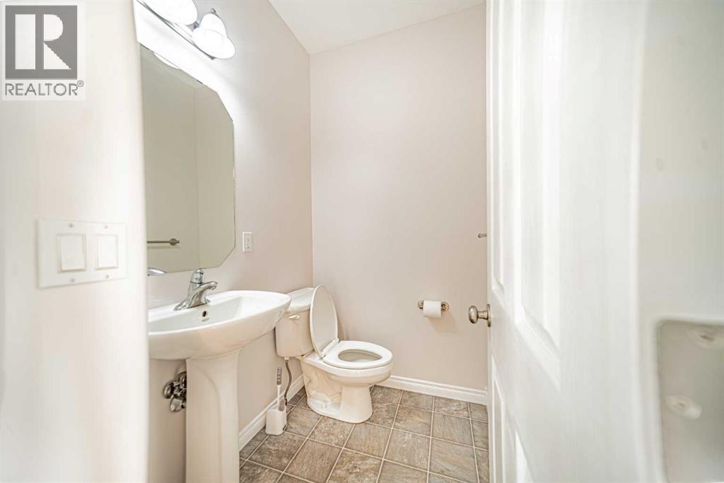 42 Kanten Close, Red Deer, Alberta  T4P 4E6 - Photo 10 - A2238814