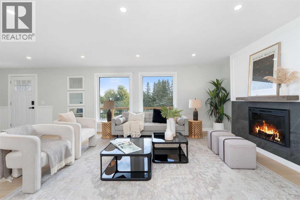 328 Cantrell Place Sw, Calgary, Alberta  T2W 2A3 - Photo 6 - A2263067