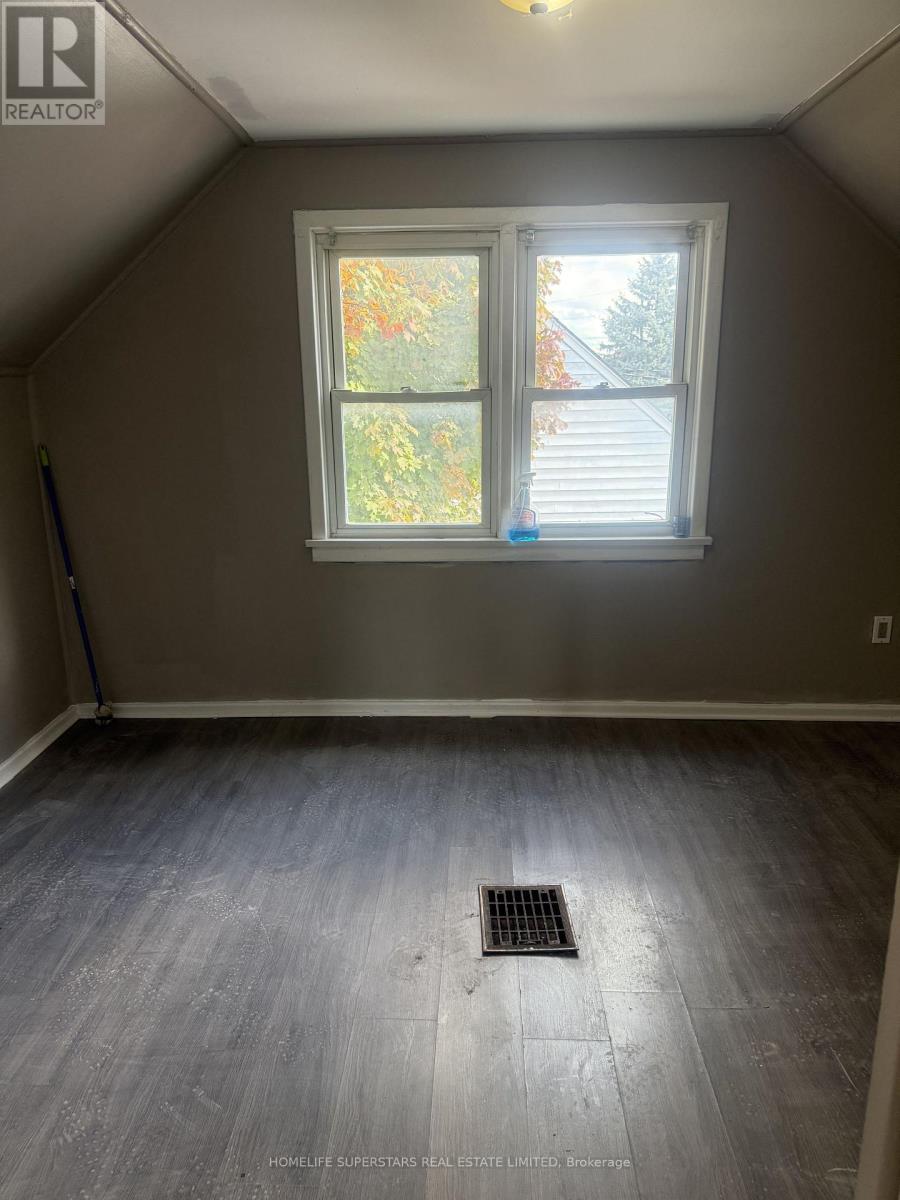 UNIT#1 - 6391 MCLEOD ROAD, Niagara Falls, Ontario