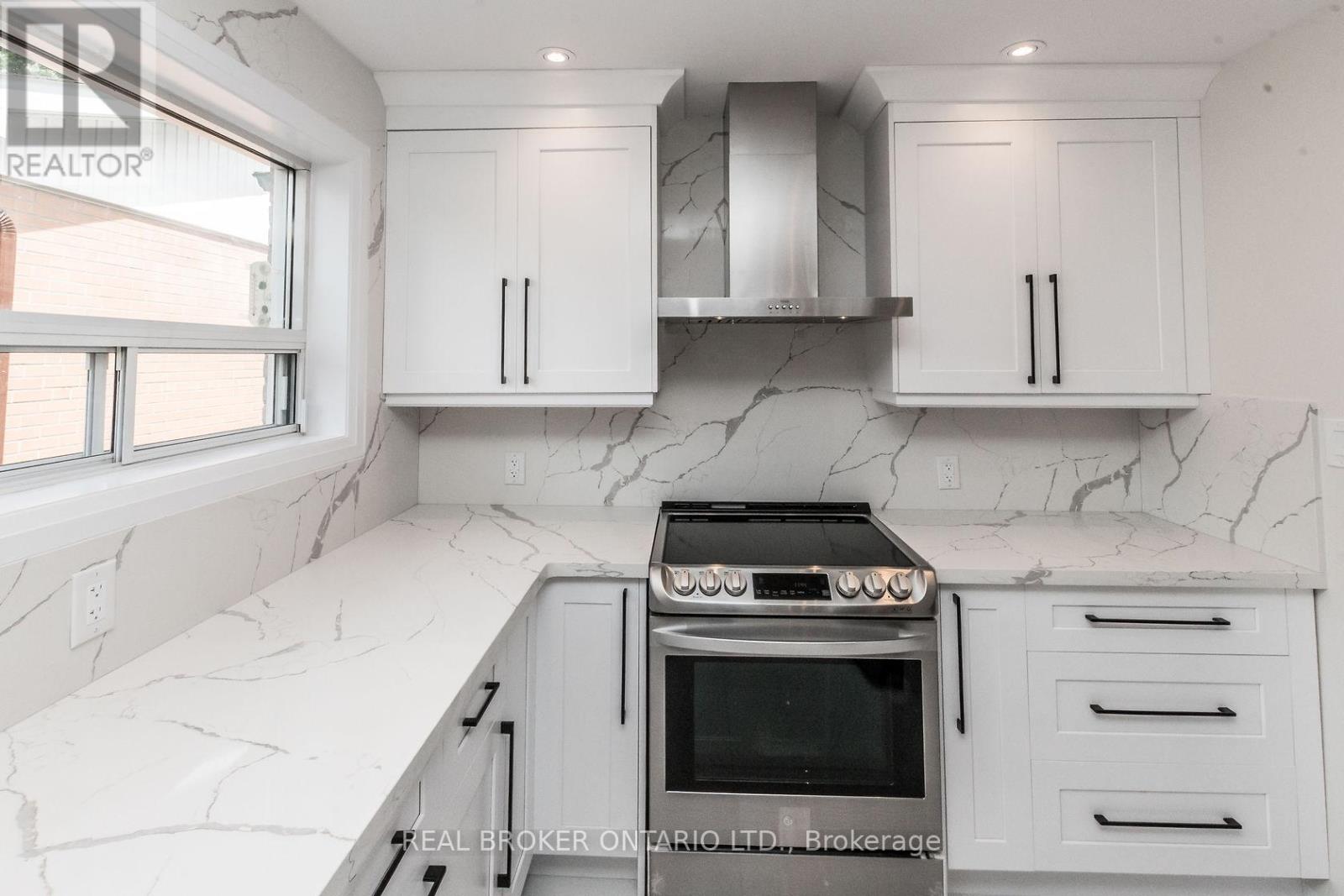 Upper - 1821 Truscott Drive, Mississauga, Ontario  L5J 2A1 - Photo 21 - W12505940