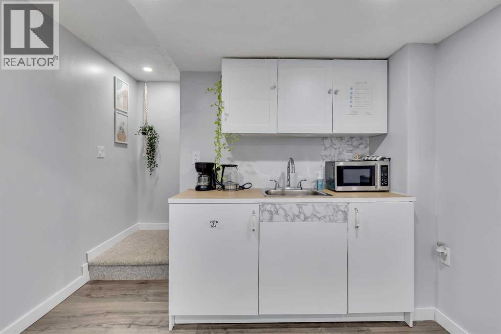 224 Hillcrest Road Sw, Airdrie, Alberta  T4B 4J8 - Photo 24 - A2258593