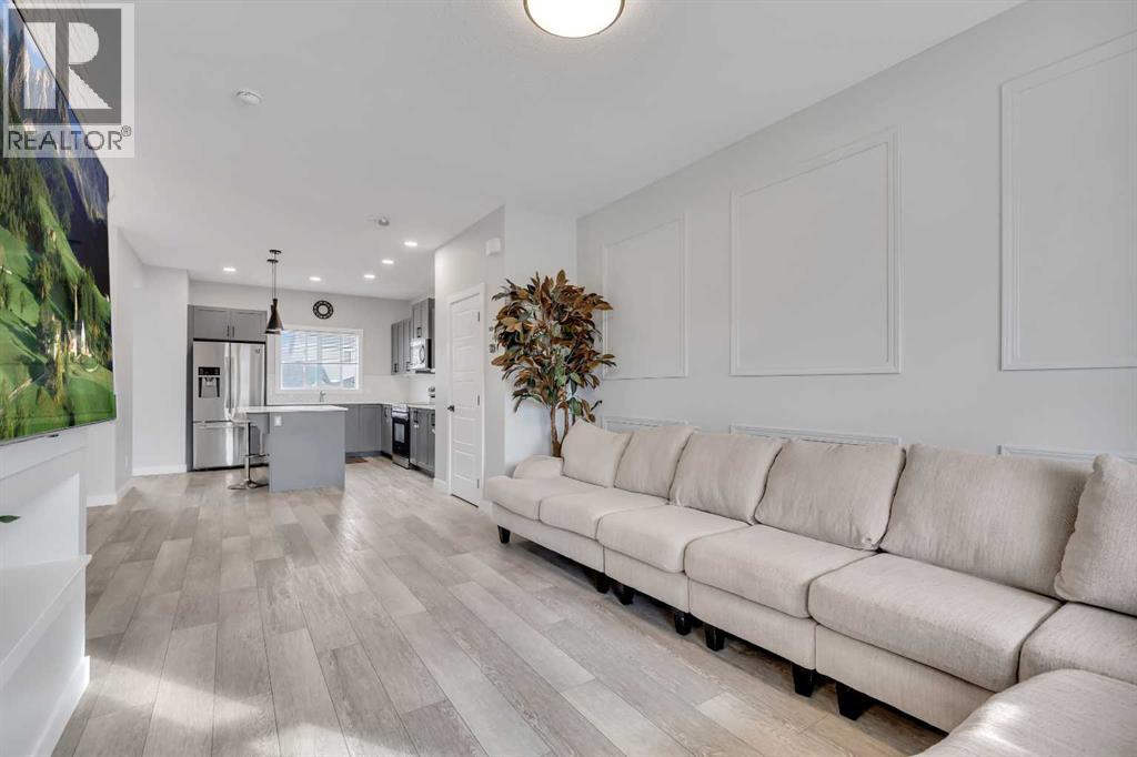 224 Hillcrest Road Sw, Airdrie, Alberta  T4B 4J8 - Photo 10 - A2258593