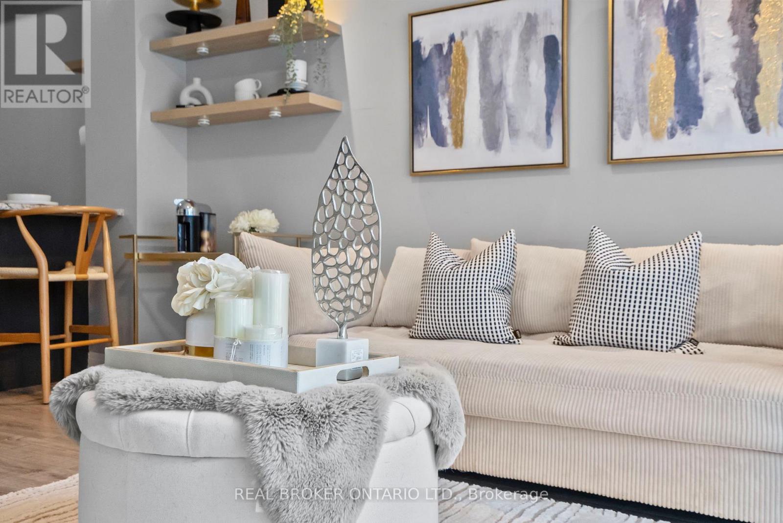 110 - 10 Concord Place W, Grimsby, Ontario  L3M 0G6 - Photo 25 - X12505954