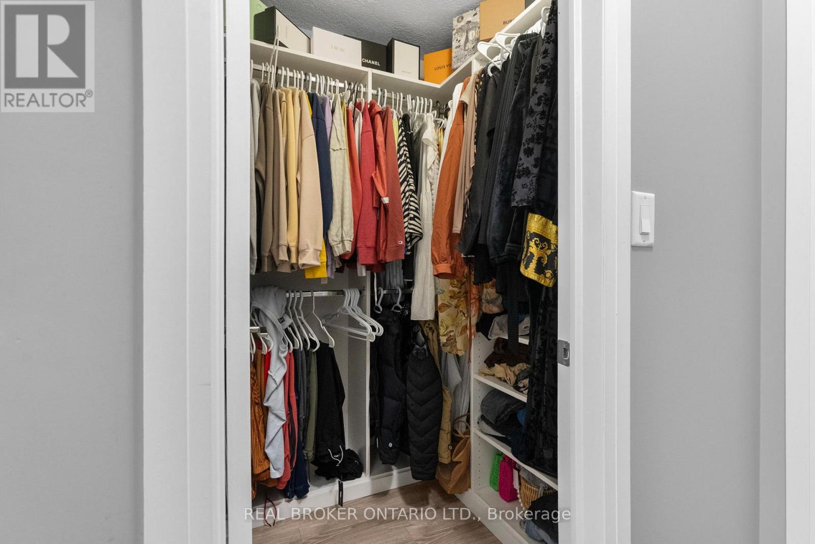 110 - 10 Concord Place W, Grimsby, Ontario  L3M 0G6 - Photo 30 - X12505954